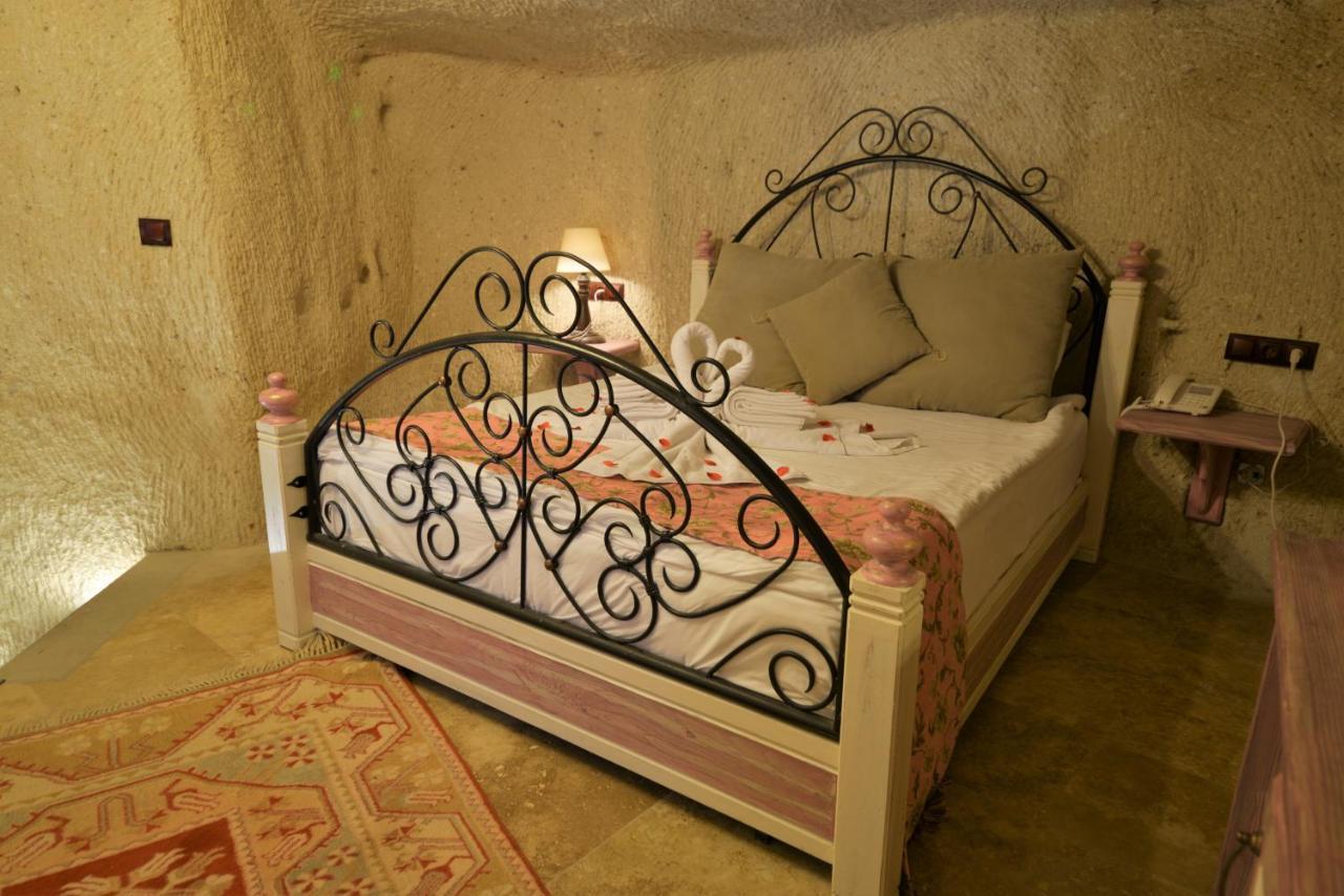 Caftan Cave Suites เกอเรเม ภายนอก รูปภาพ