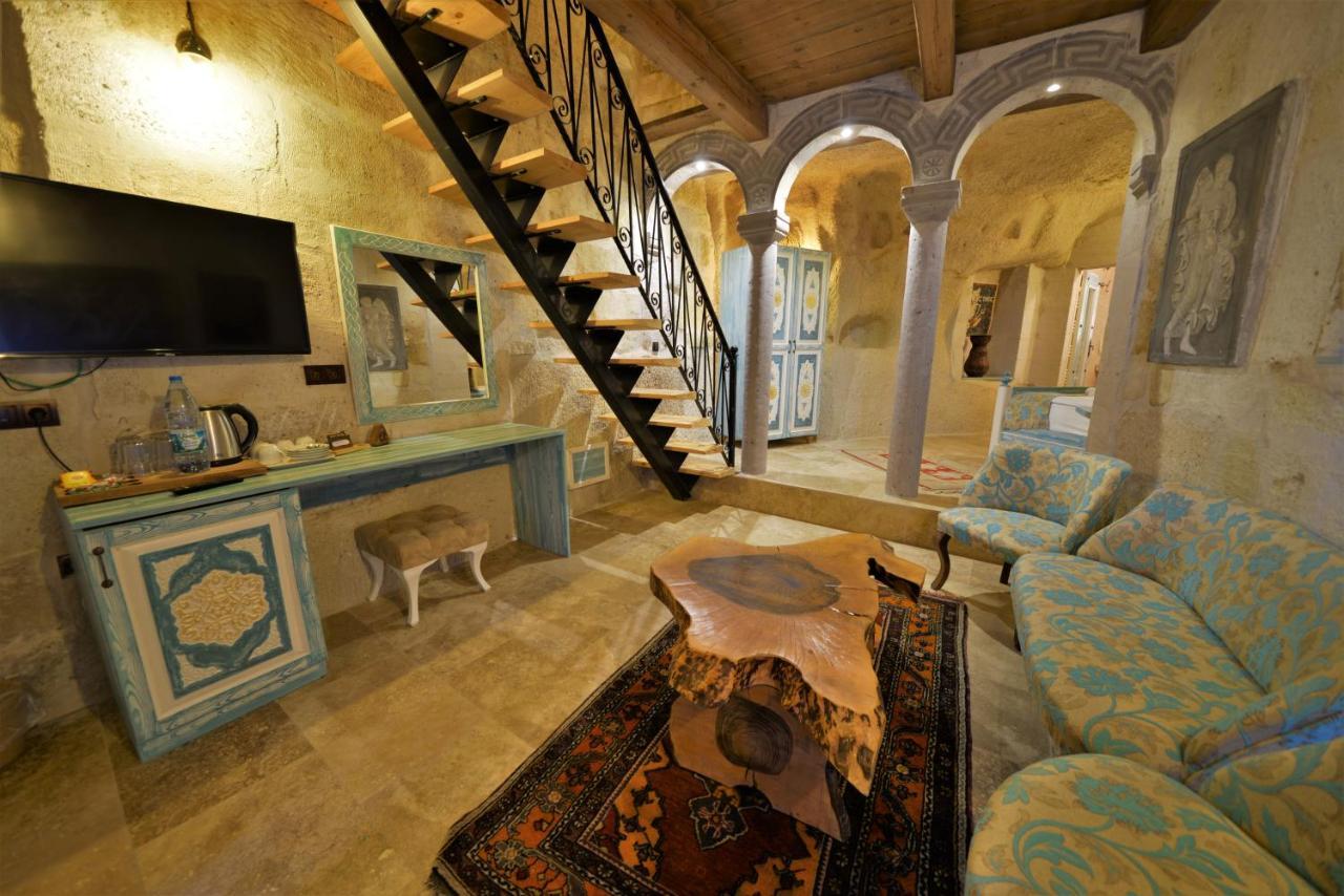 Caftan Cave Suites เกอเรเม ภายนอก รูปภาพ