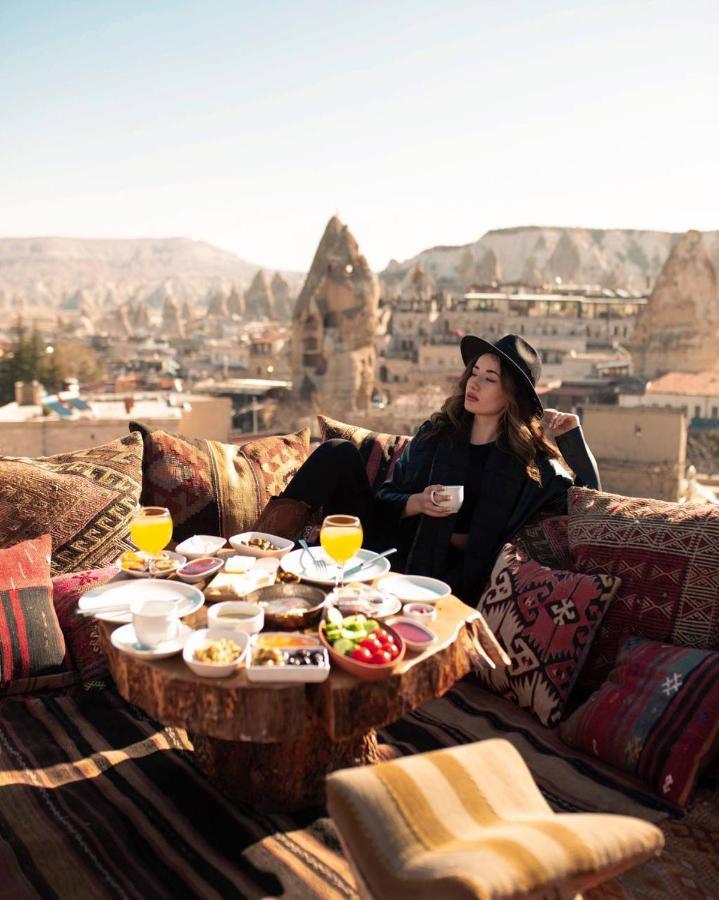 Caftan Cave Suites เกอเรเม ภายนอก รูปภาพ