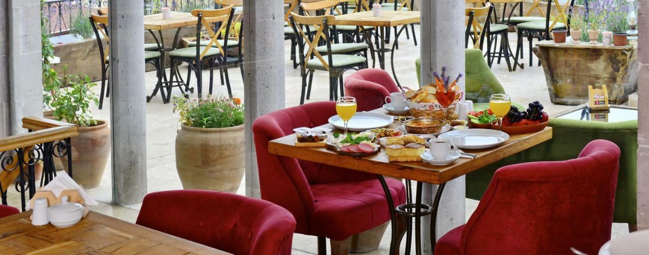 Caftan Cave Suites เกอเรเม ภายนอก รูปภาพ